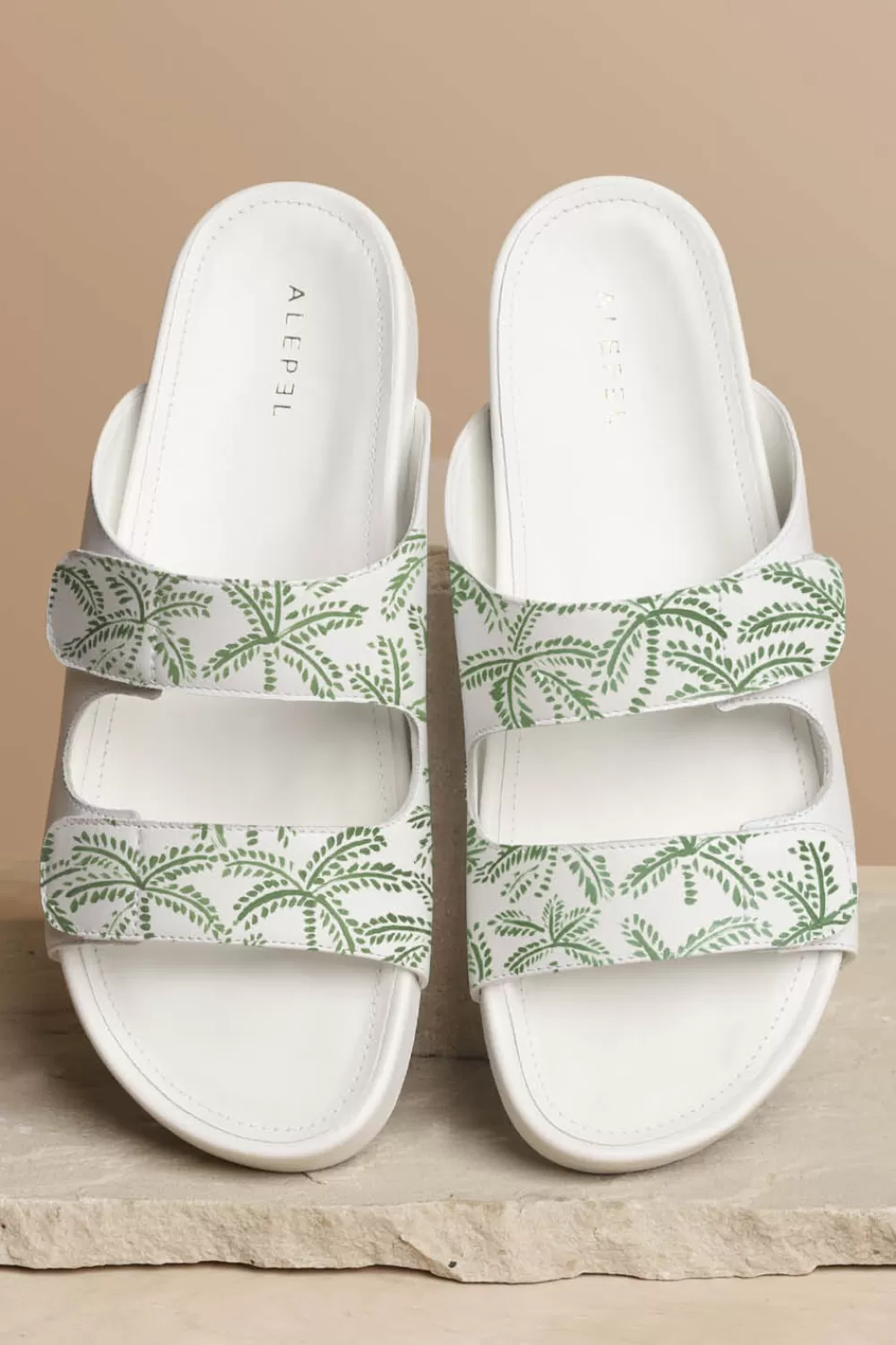 Woman Alepel Shoes | Emerald Abstract Palms White Sandal