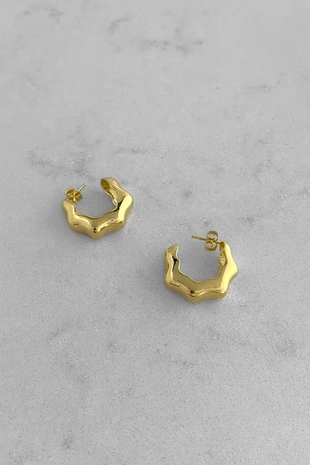 Woman Aur Studio Fine Jewelry | Henry Hoops Mini In Gold