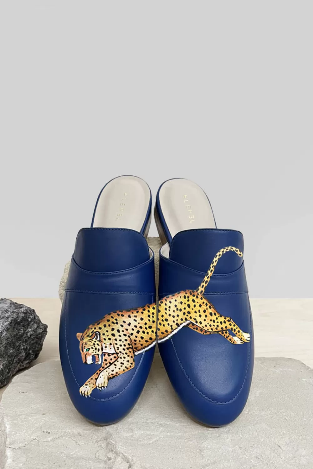 Woman Alepel Shoes | Leopard Navy Mule