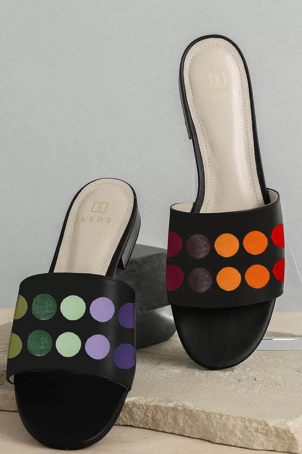 Woman Alepel Shoes | Painters Palette Black Slide