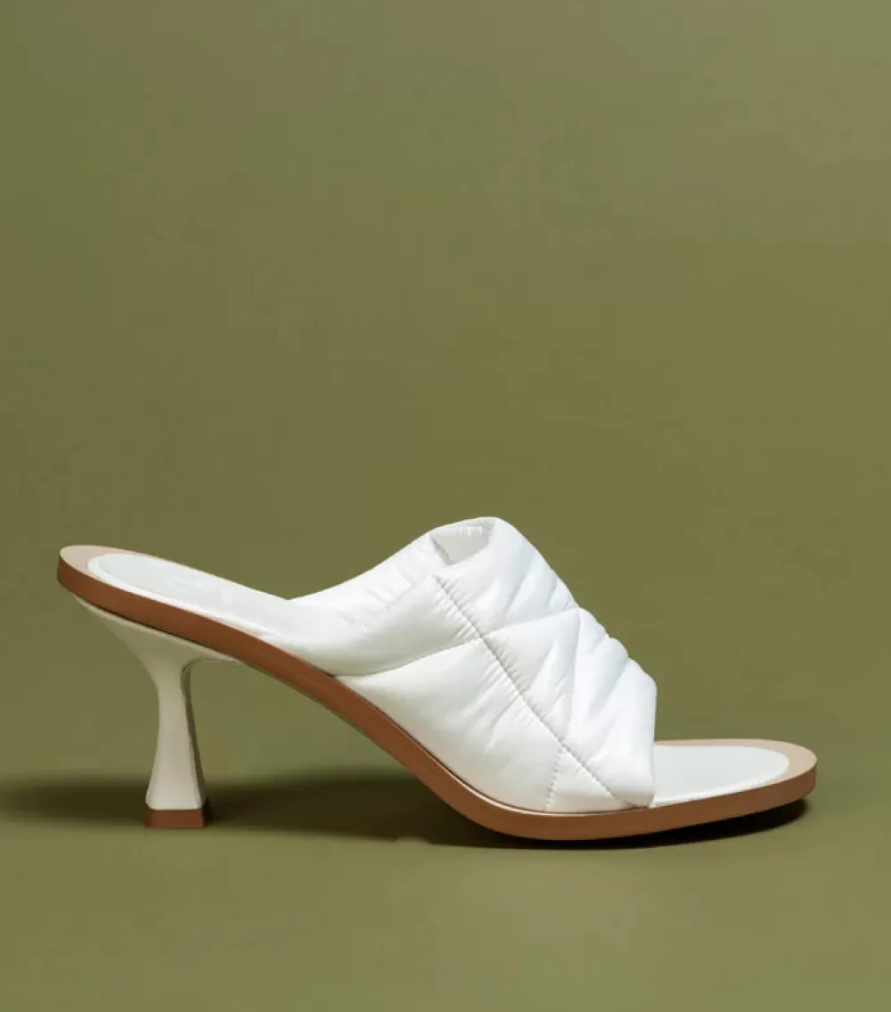 Woman O2monde Shoes | Varunah Mules In White Nylon